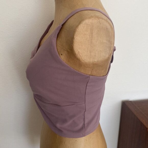Athleta sports bra sz M mauve gathered detailing w/ cut outs in front good cond - Picture 5 of 6